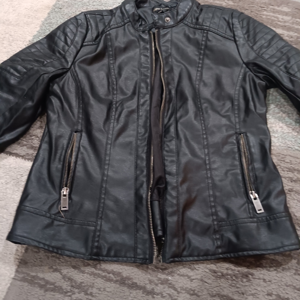 New Look Black Leather Jacket with Zipper Details
